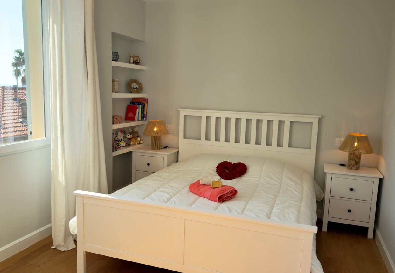 Вилла на Эз -  VILLA ANGEL VI4481 By Riviera Holiday Homes