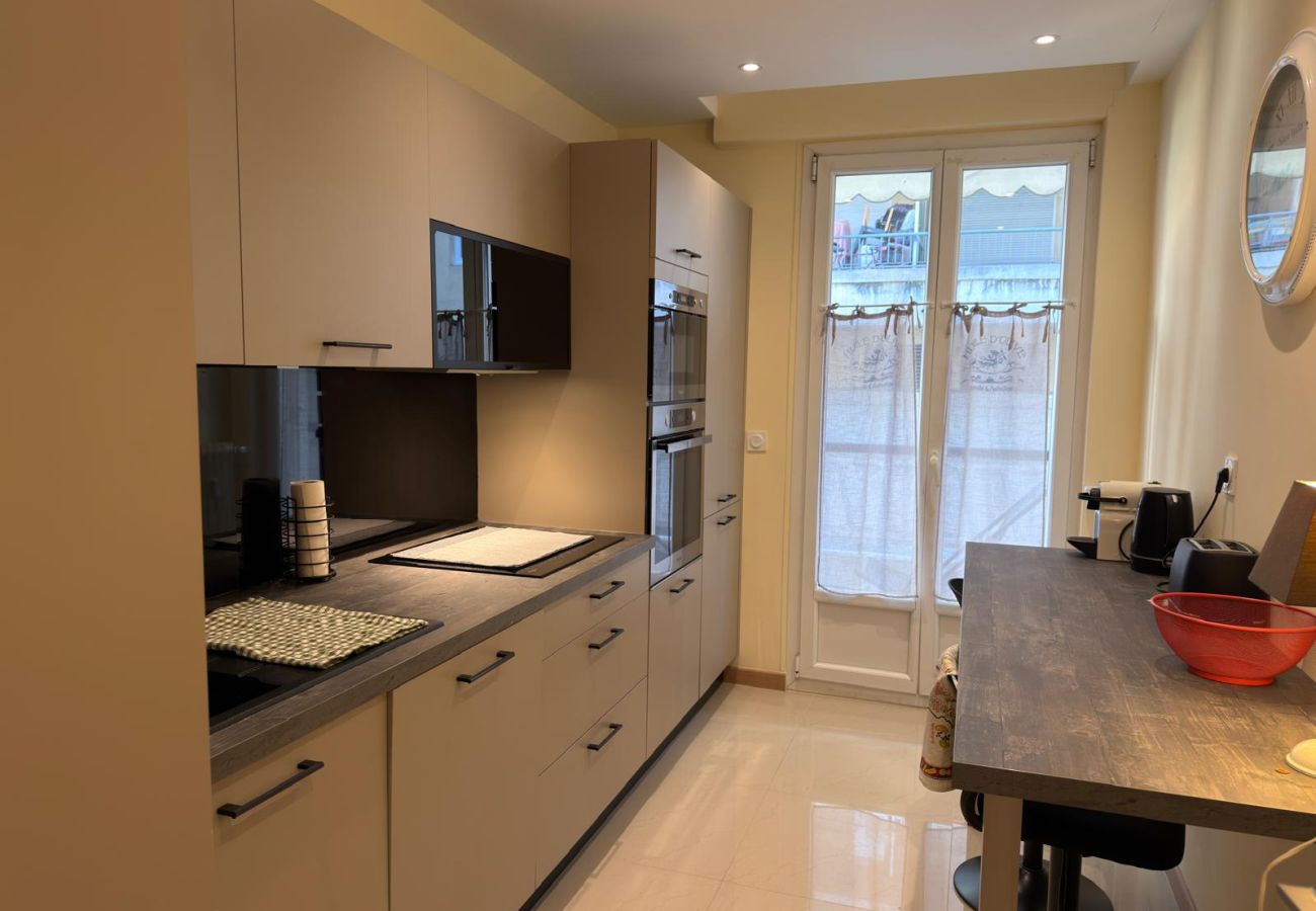 Апартаменты на Ницца / Nice - L'Orangeraie AP4506 by Riviera Holiday Homes