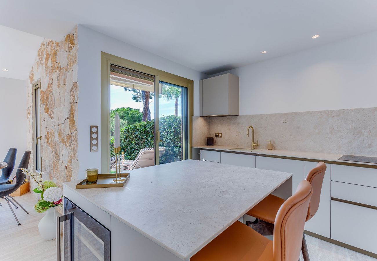 Вилла на Эз - VILLA D'EZE VI4518 By Riviera Holiday Homes 