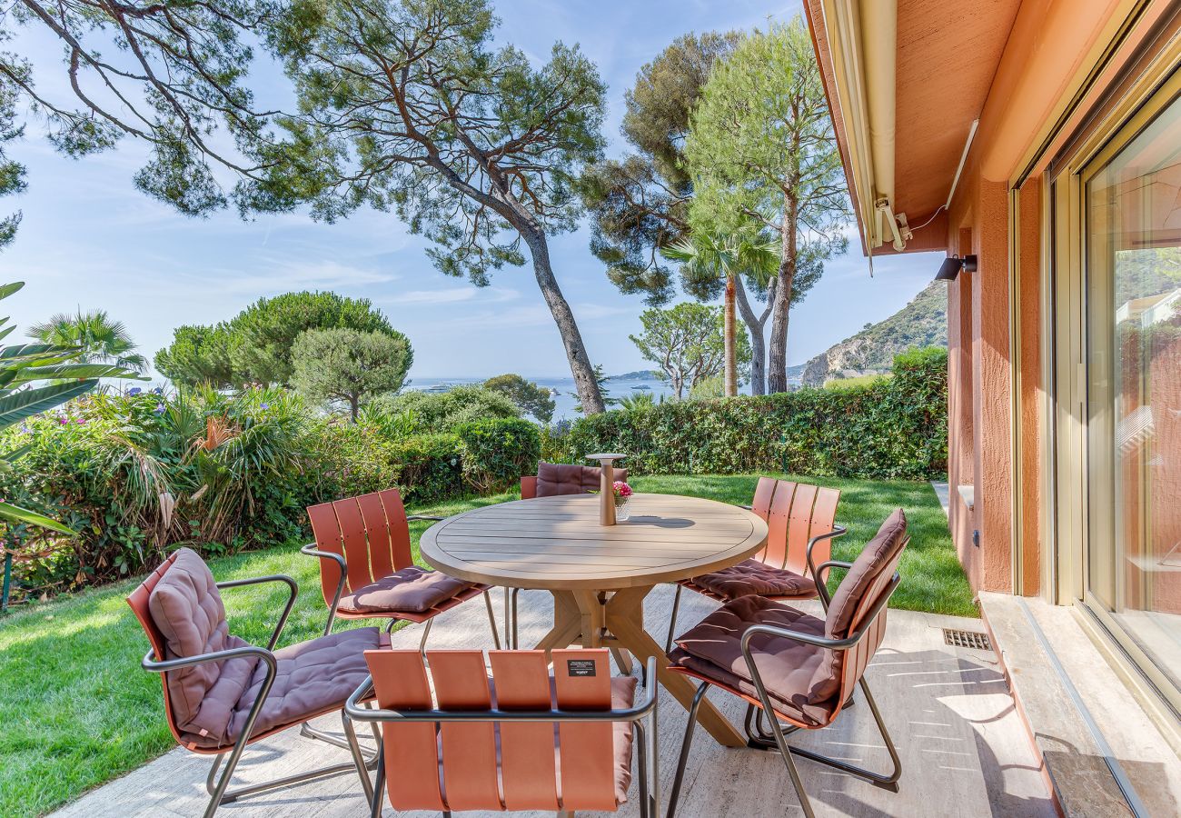 Вилла на Эз - VILLA D'EZE VI4518 By Riviera Holiday Homes 