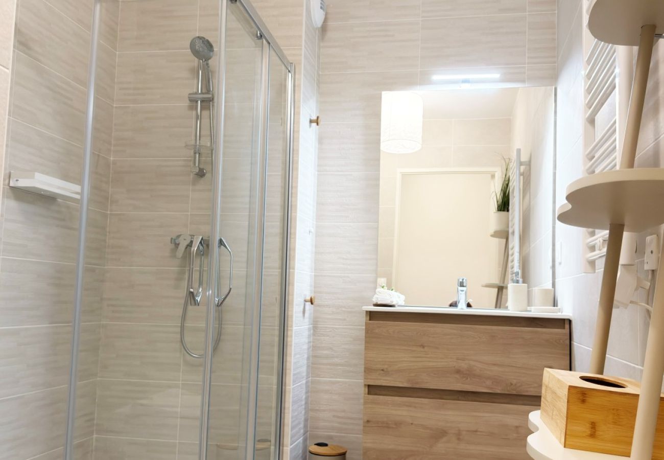 Квартира-студия на Ницца / Nice - INFINICE AP4514 by Riviera Holiday Homes